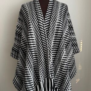 Chico's Ruana Wrap Black and White Shawl